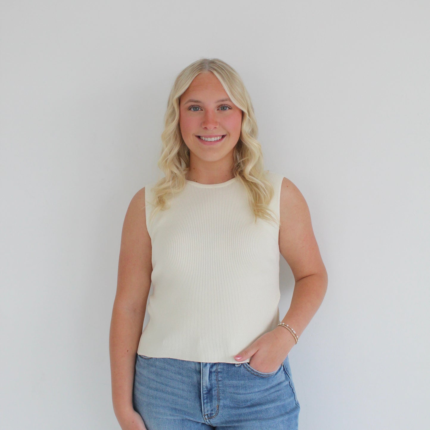 the silhouette top
